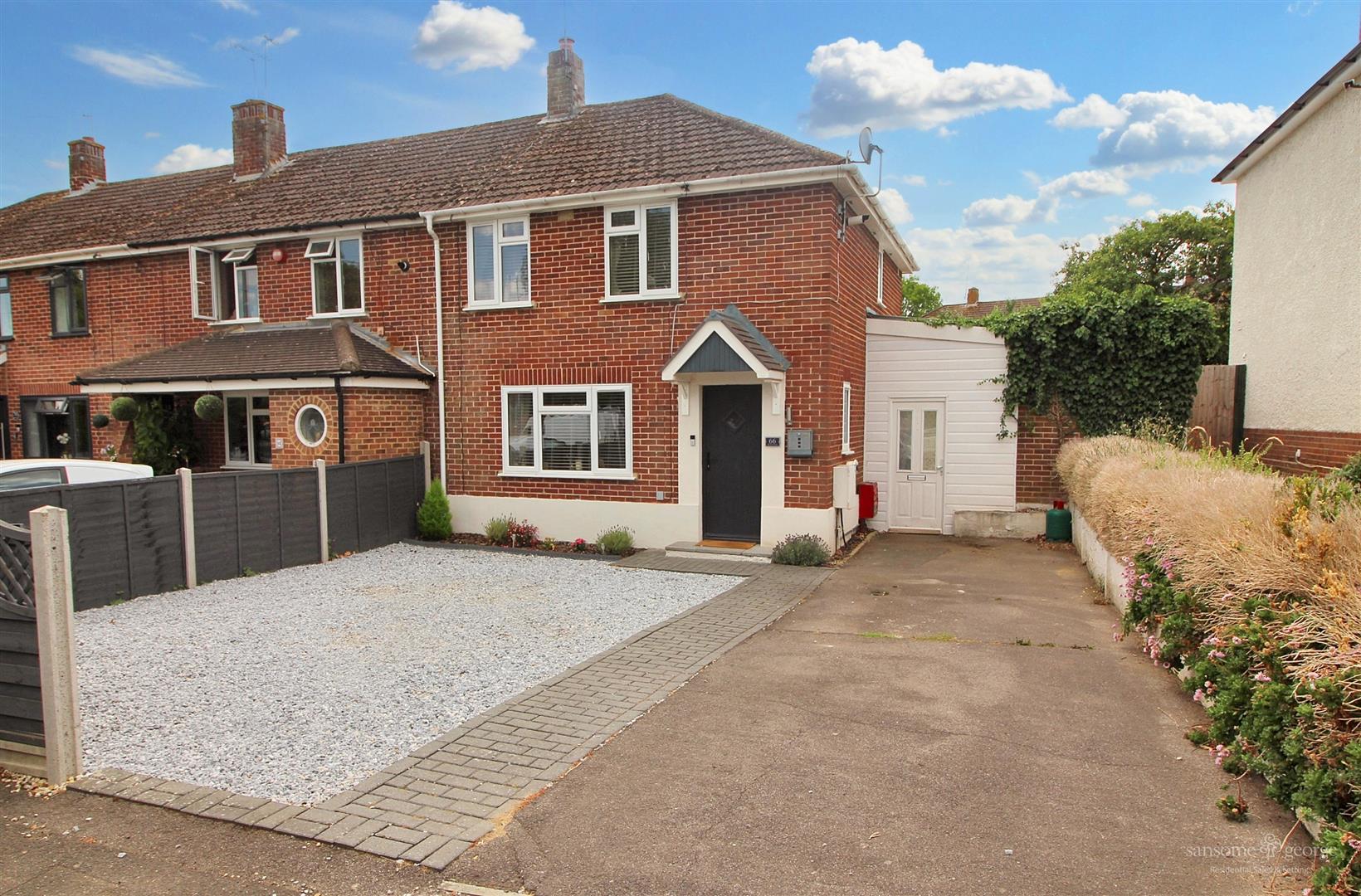 2 bed property in Mayfair, Reading